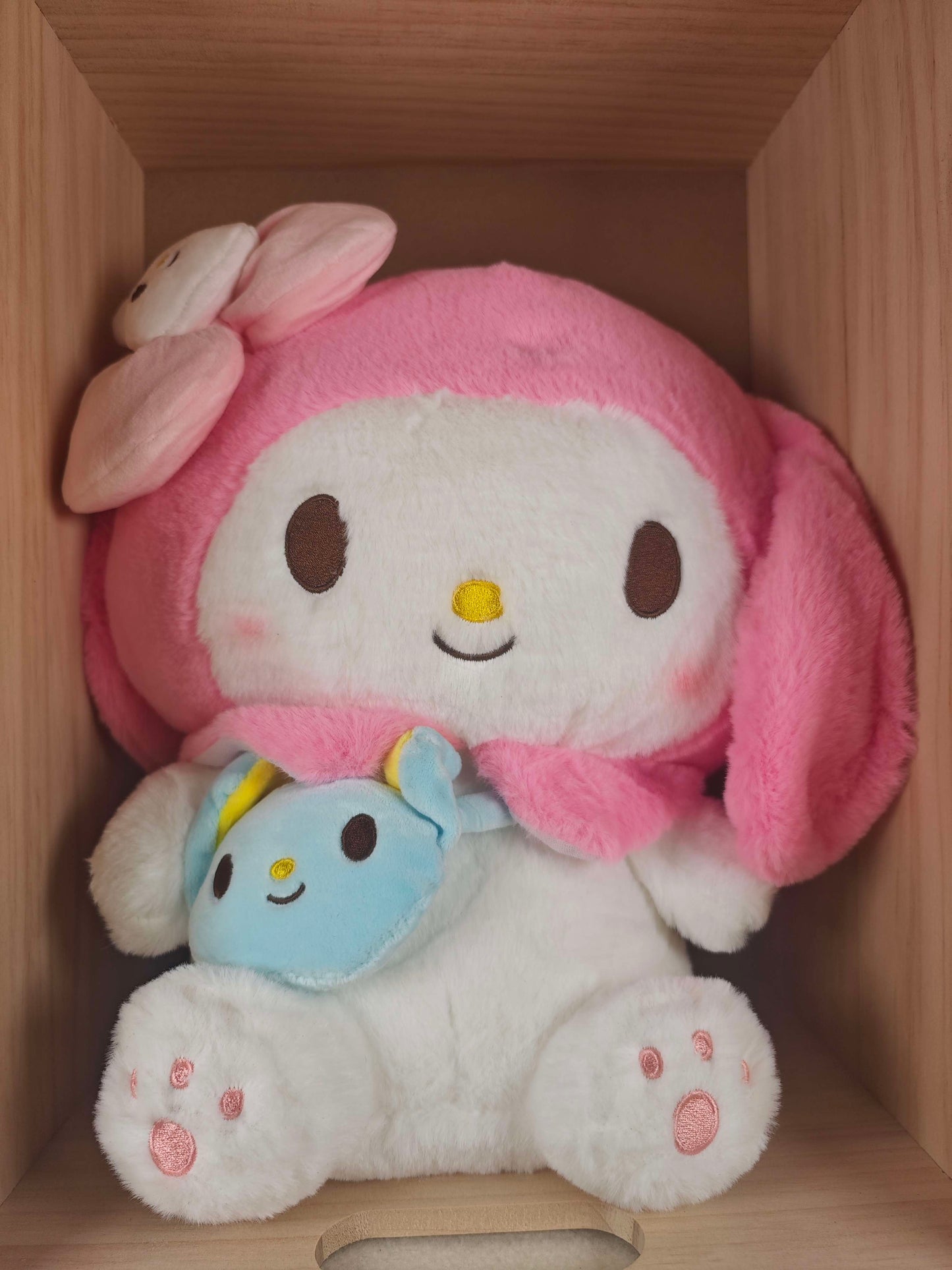 My Melody Plüschtier mit Häschen-Freund – Sanrio Kuscheltier